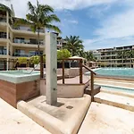 Elements Penthouse 24 Condo