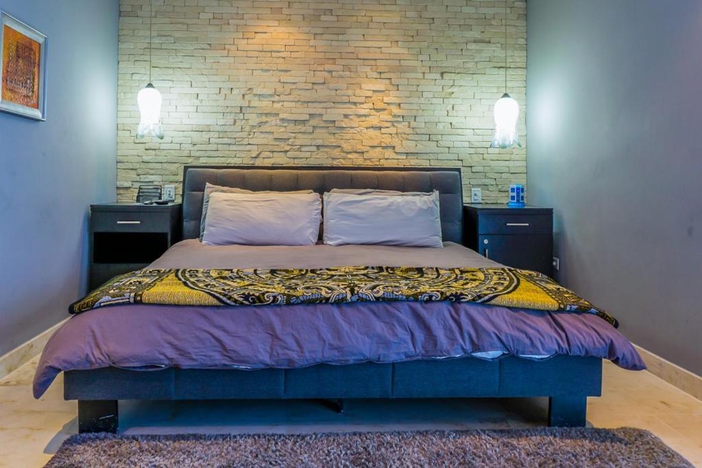 Elements Penthouse 24